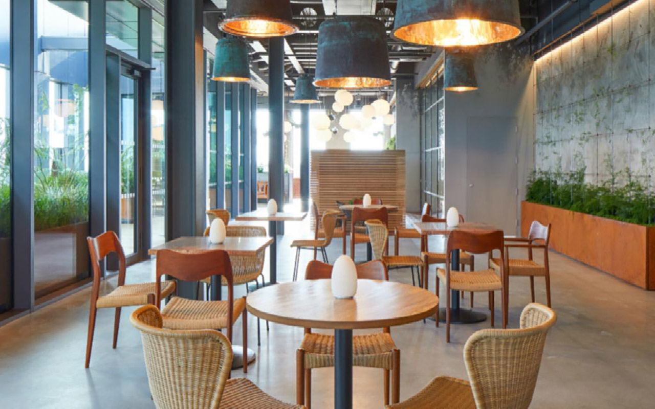 Restaurant with Puur PSR floor